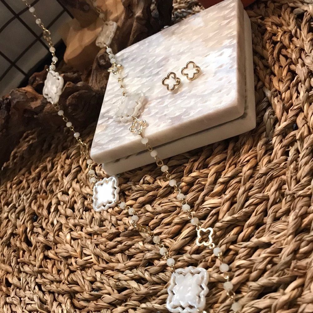 Acrylic and Gold Colored Set